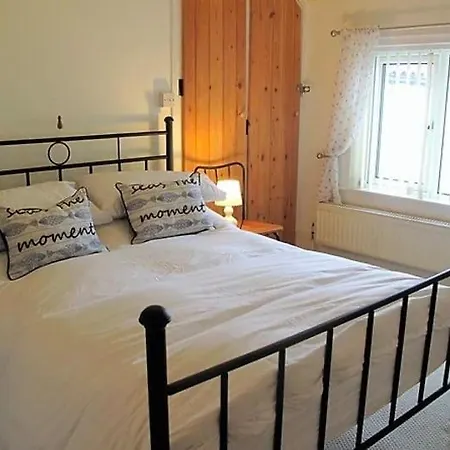 Prázdninový dům Sunbeam - 3 Bedroom Traditional - Straight Off The *